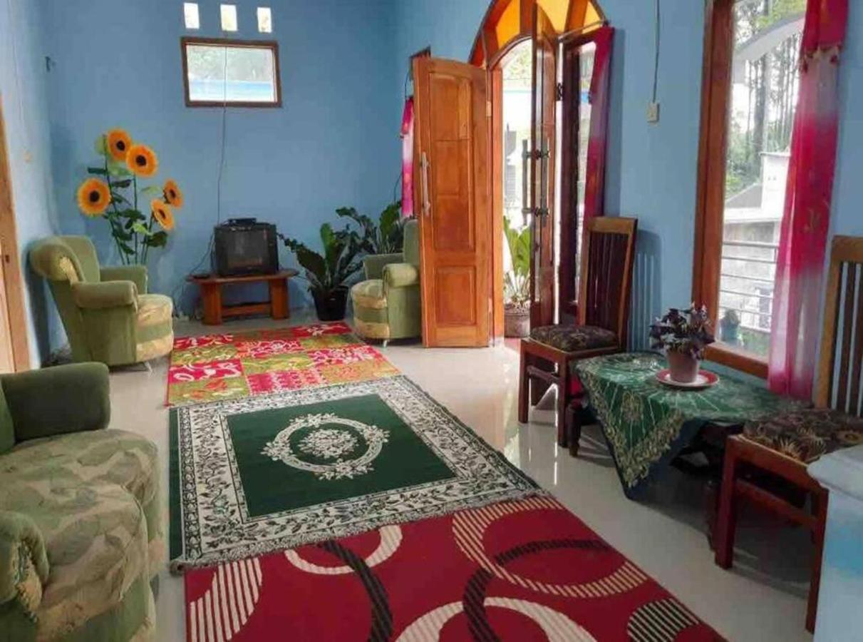 Express O 91370 Rumah Pemandangan Semeru Asli Lumajang Zewnętrze zdjęcie